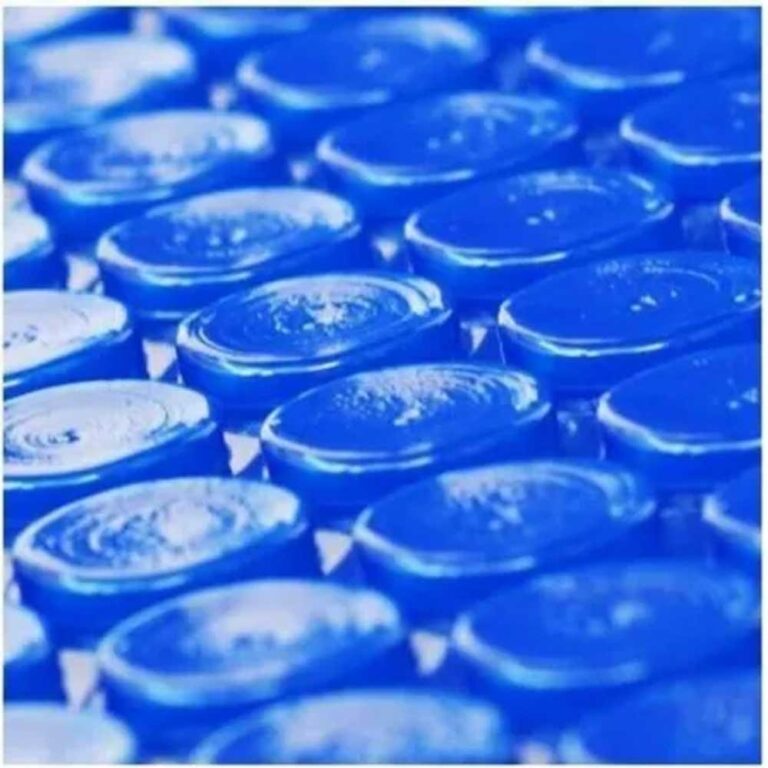capa térmica azul para piscina sob medida